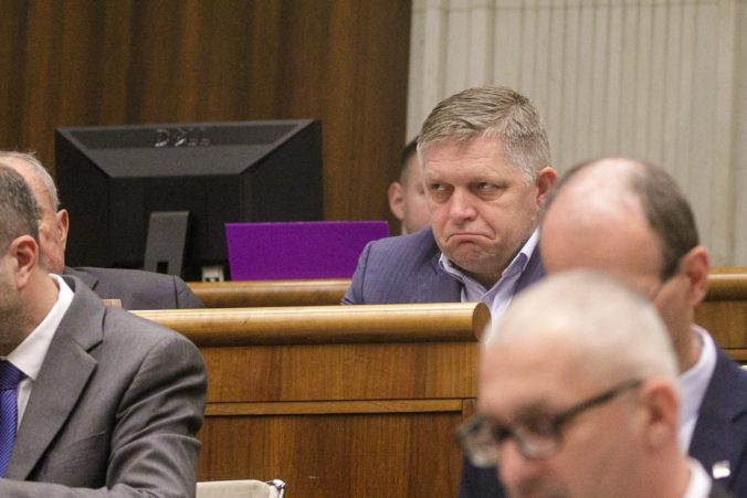 robert fico 676x451