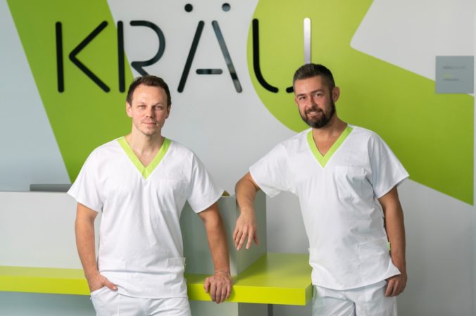 krau clinic zakladatelia 676x449