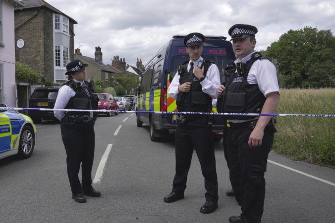 britain_wimbledon_car_incident_30531 676x451