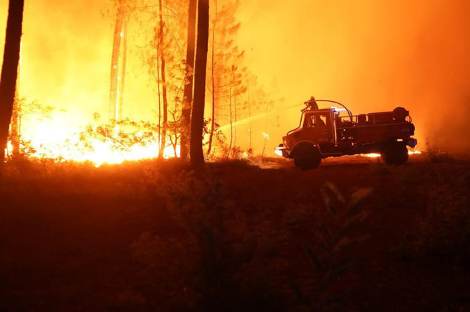 france_wildfires_64913 a6b12c8bacc241a89ea9cfcaa581372c 676x450