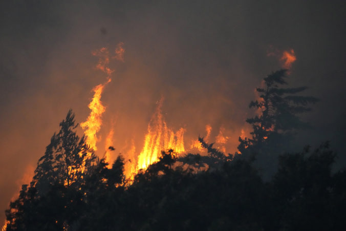 portugal_fire_92572 676x451