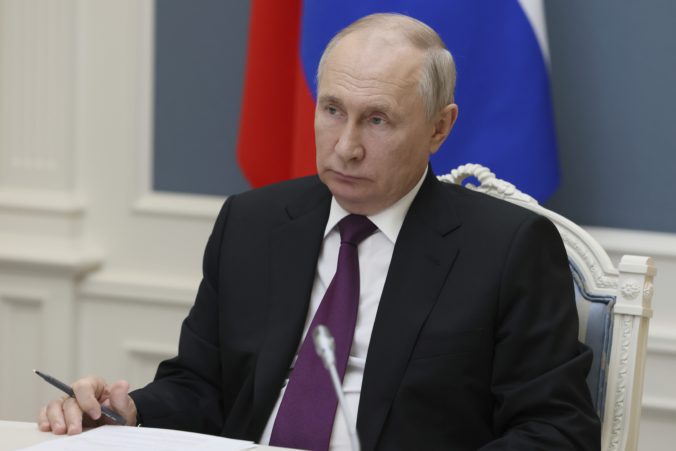 putin 676x451
