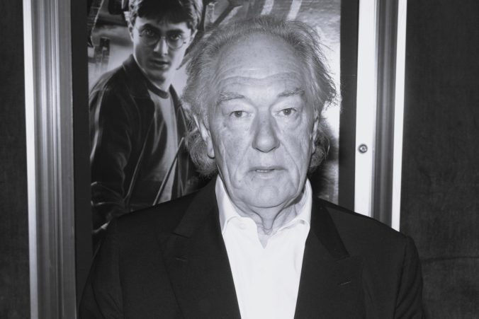 britain_obit_gambon_13473 676x451