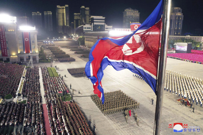 north_korea_parade_01654 676x450