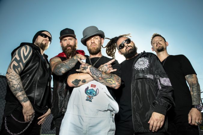 five finger death punch 676x451