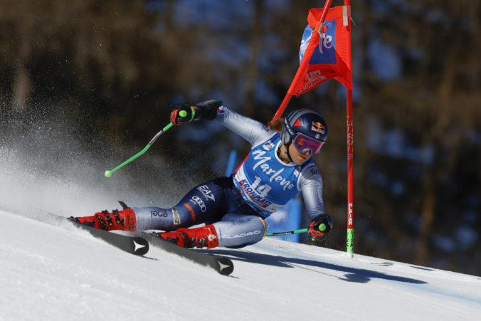 italy_alpine_skiing_world_cup_39398 676x451