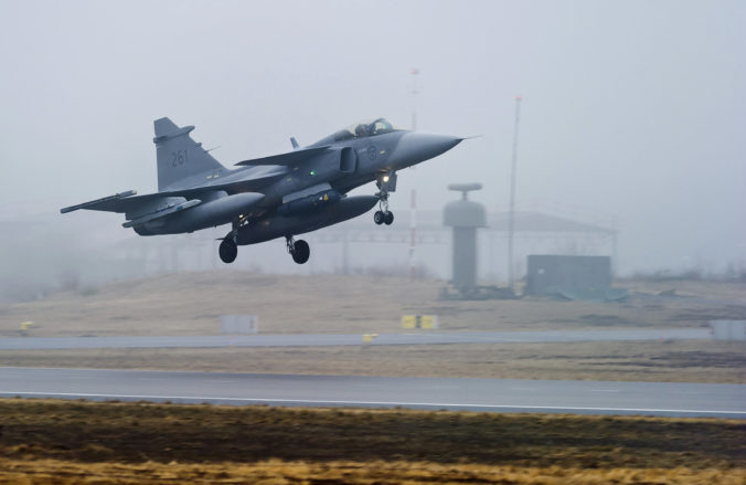 sweden_ukraine_fighter_jets_15152 676x439