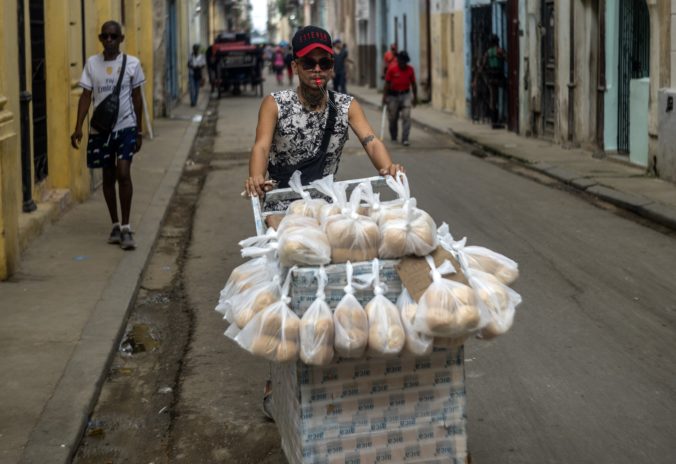 aptopix_cuba_daily_life_11961 676x464