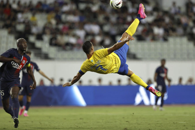 japan_soccer_psg_al_nassr_87393 676x451