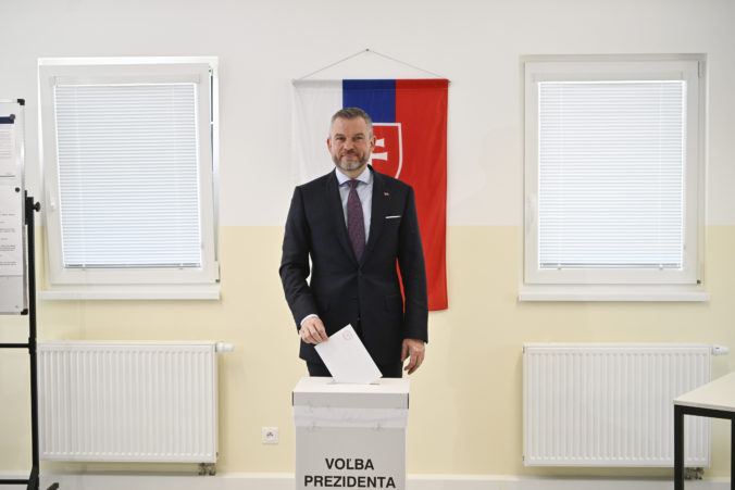 slovakia_presidential_election_05012 676x451