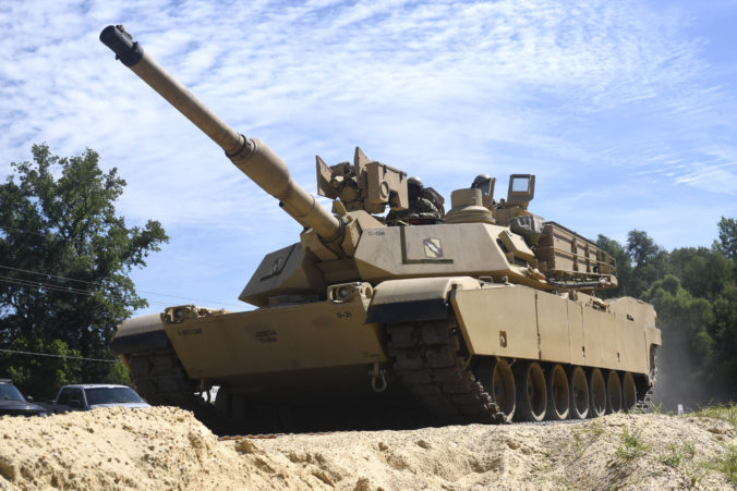 tank abrams m1a1 676x451