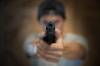 V Trnave mladík vytiahol zbraň na spolužiakov, zasahovala polícia
