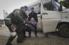 Z Charkovskej oblasti už evakuovali vyše 7500 civilistov, medzi nimi boli deti aj zdravotne postihnutí