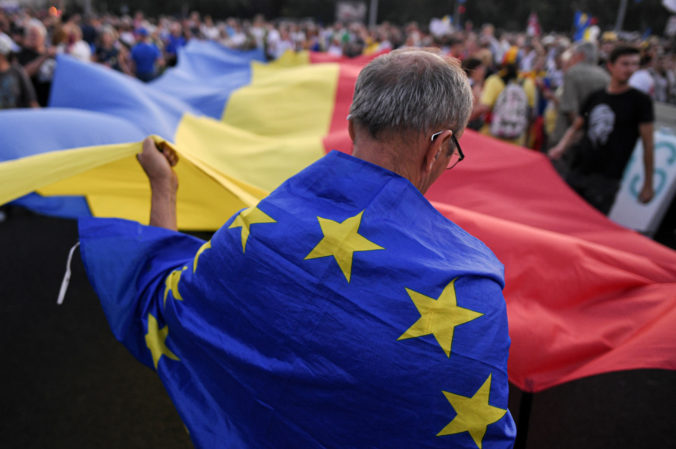 romania_protest_56223 d52f1e690f7c48df8c2f80987a439725 676x449