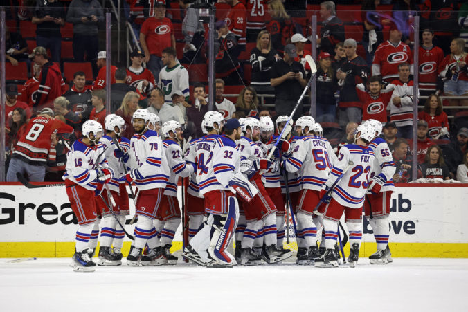 rangers_hurricanes_hockey_67266 676x451