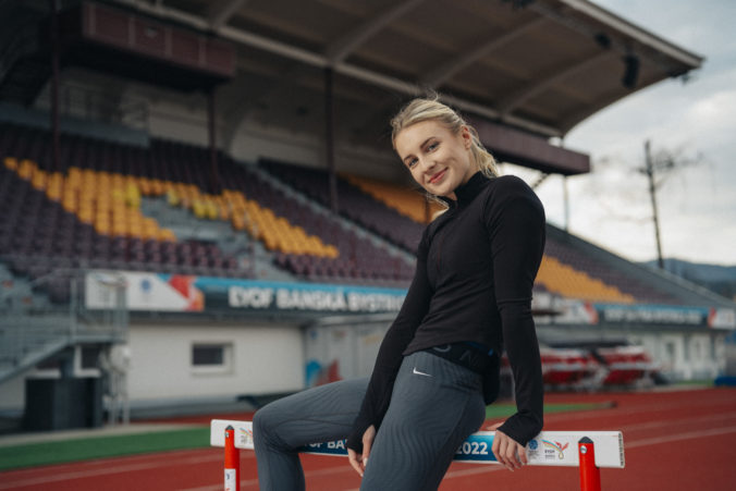 tipos_viktoria forster_01 676x451