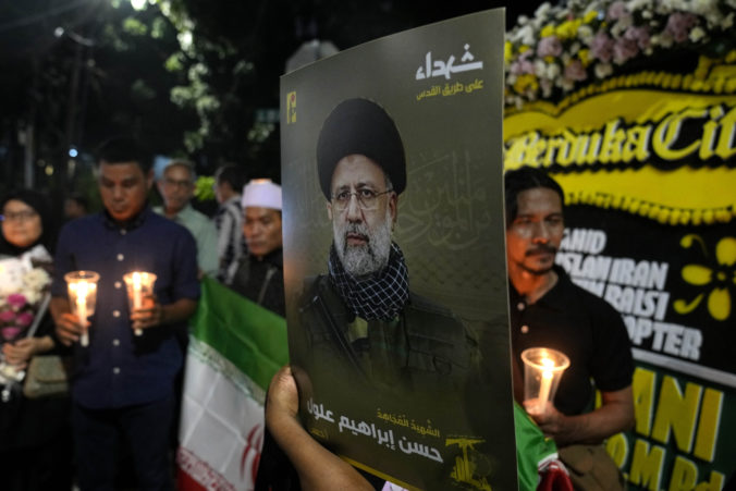 indonesia_iran_50955 676x451
