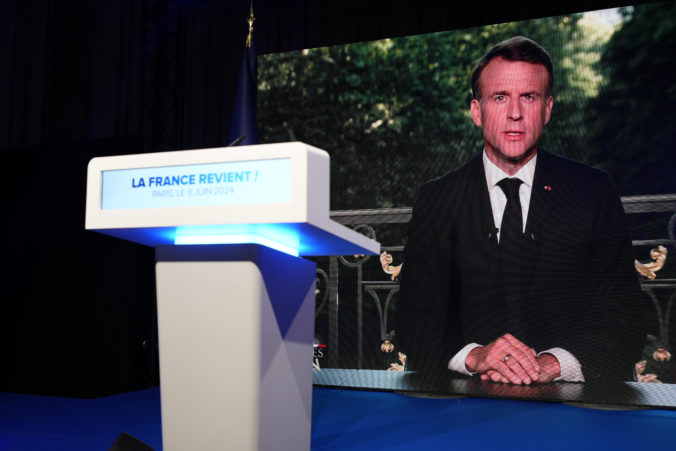 macron 676x451