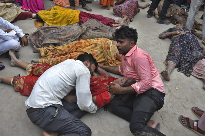 aptopix_india_stampede_14547 676x451