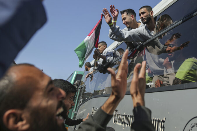 israel_palestinians_62704 676x451