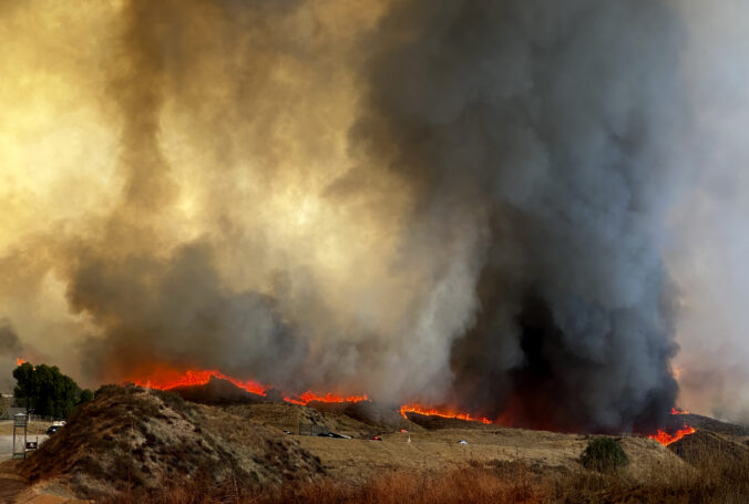 california_wildfires_37472 676x455