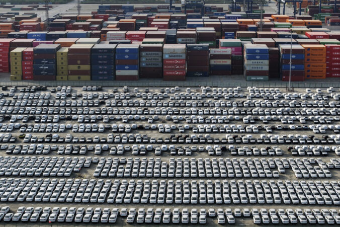 china_trump_tariffs_64746 676x451