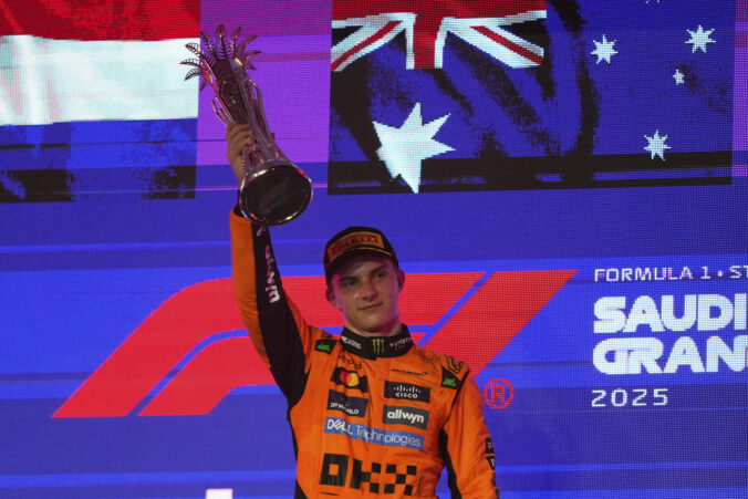 saudi_arabia_f1_gp_auto_racing_47129 676x451