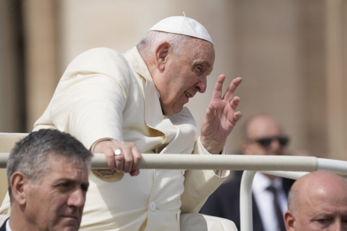 vatican_pope_palm_sunday_00847 676x451