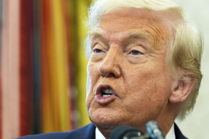 trump_96274 676x451