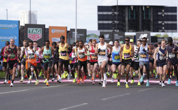 britain_london_marathon_43046 676x418