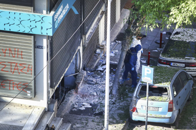 greece_bomb_death_70961 676x451