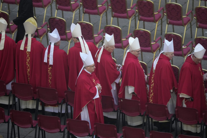 vatican_benedict_xvi_funeral_29636 2cd35982a4a34484ac920b3a4d89e5dc 676x451
