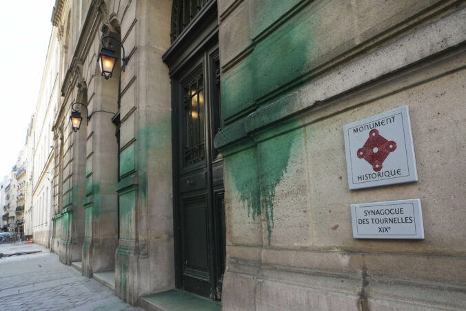 france_antisemitic_vandalism_75698 676x451