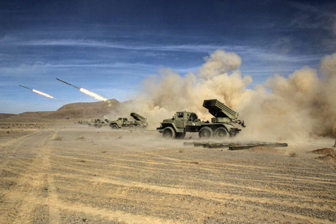 iran_military_drill_16536 676x451