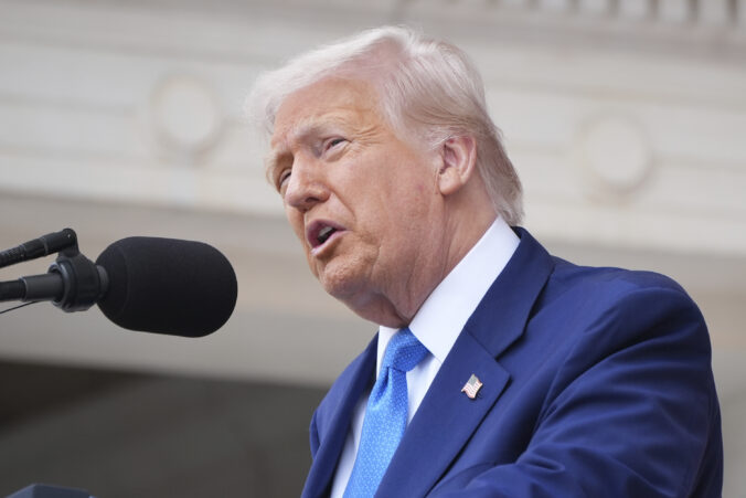 trump_05211 676x451