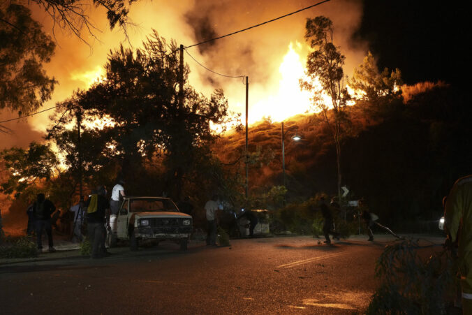 greece_wildfires_19742 676x451