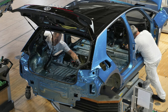 germany_volkswagen_13316 676x451