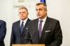 Fico a Danko sa pochytili na sociálnej sieti, šéf SNS premiérovi vyčíta podporu členstva Ukrajiny v Únii