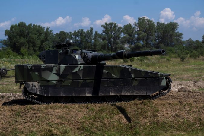 tankove_dni_laugaricio_cv90120_ukazka 676x451