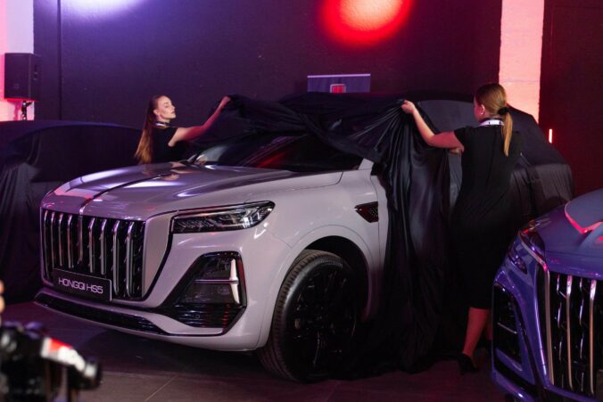 hongqi1 676x451