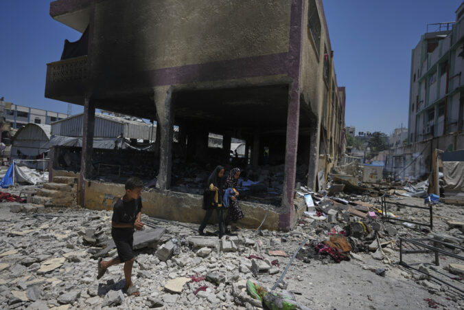 israel_palestinians_58053 676x451