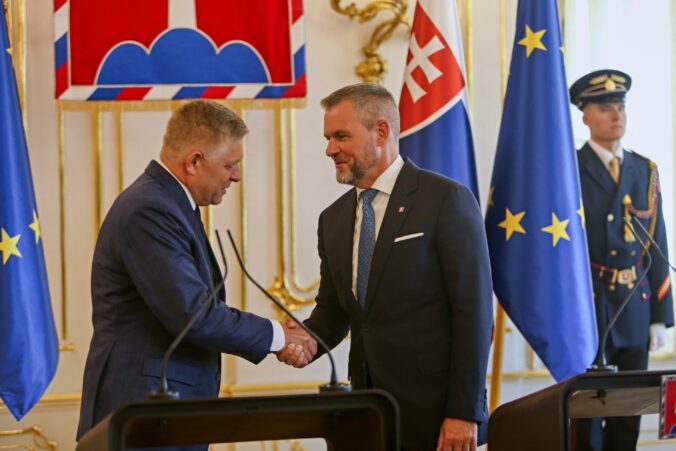 prezident peter pellegrini a premier robert fico 676x451