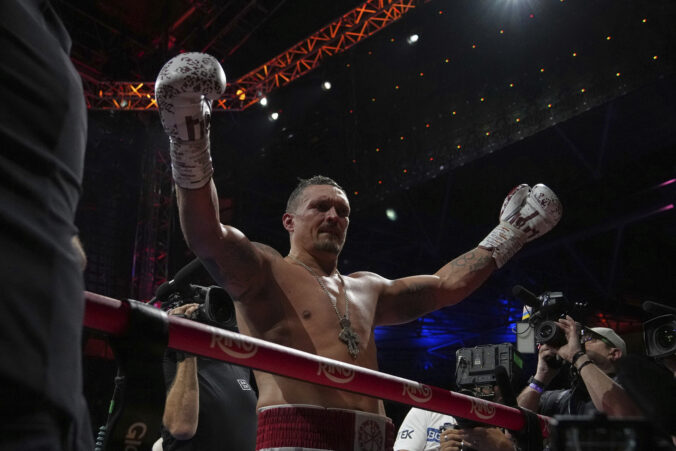 britain_usyk_dubois_boxing_39253 676x451