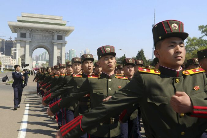 north_korea_revolutionary_army_58818 676x451