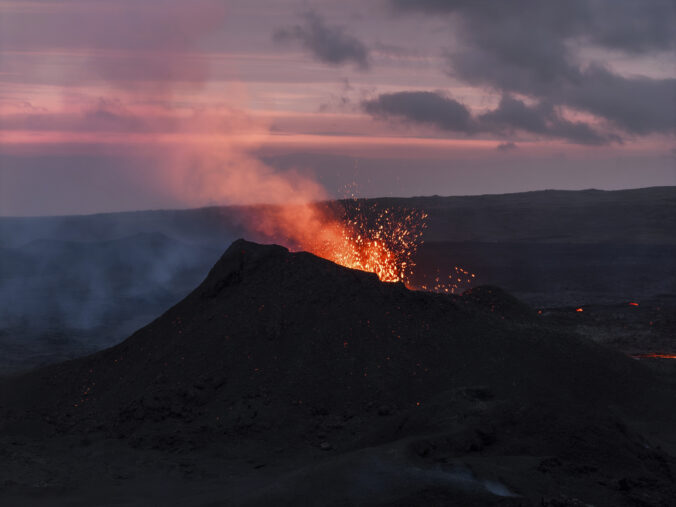 iceland_volcano_03270 676x507