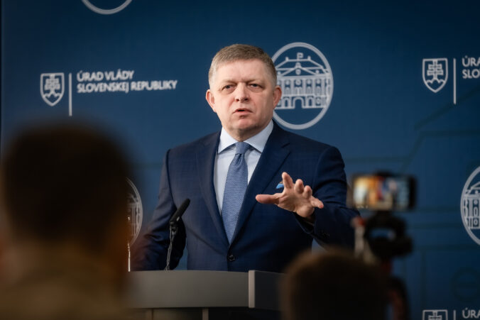 premier robert fico smer sd. 2 676x451