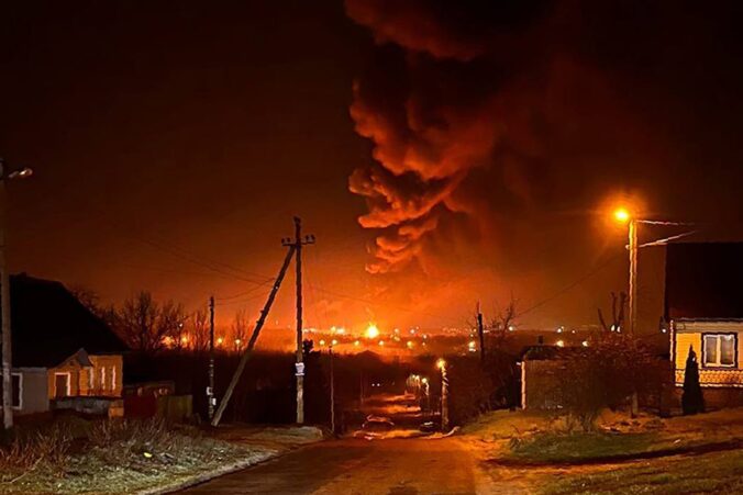 russia_fire_16920 3f27fae932514c09925dddb6850e011a 676x451