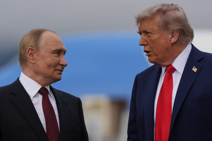 trump putin5 676x451