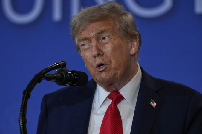 trump_putin_31990 676x451