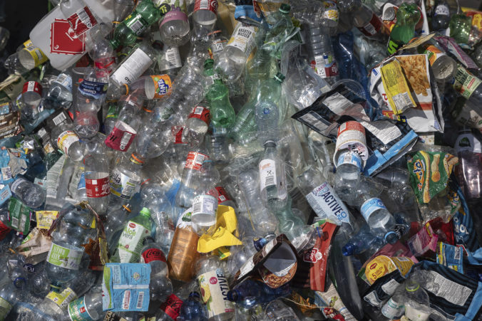 france_plastic_pollution_treaty_42147 676x451